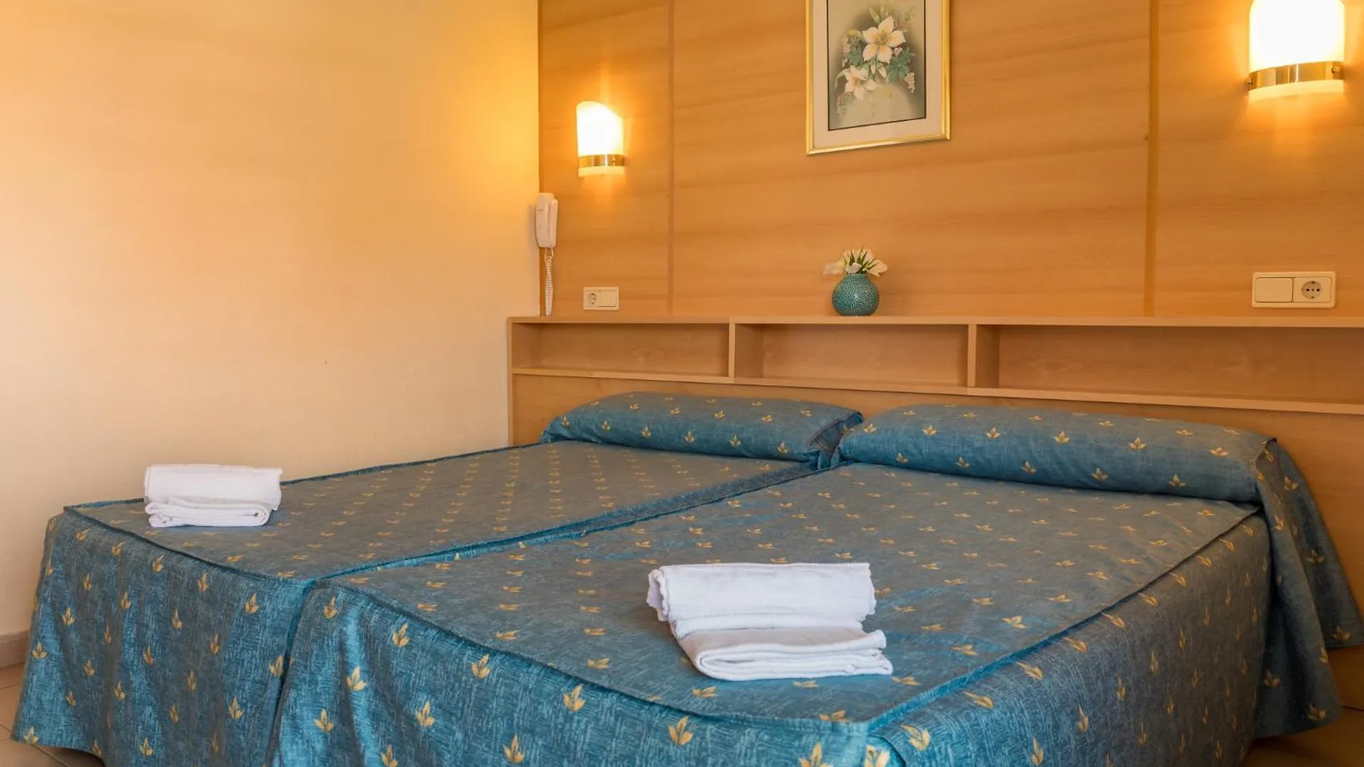 *** Hotel Htop Summer Sun #Htopenjoy Santa Susanna Spain